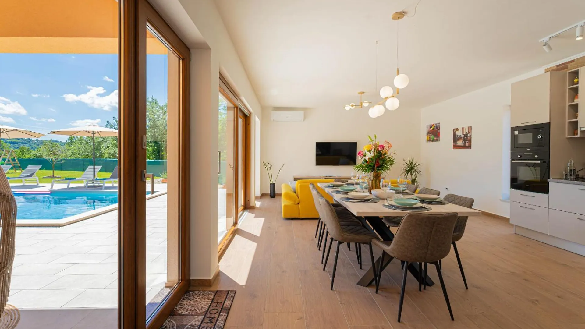 Villa Ana Lucija لابين